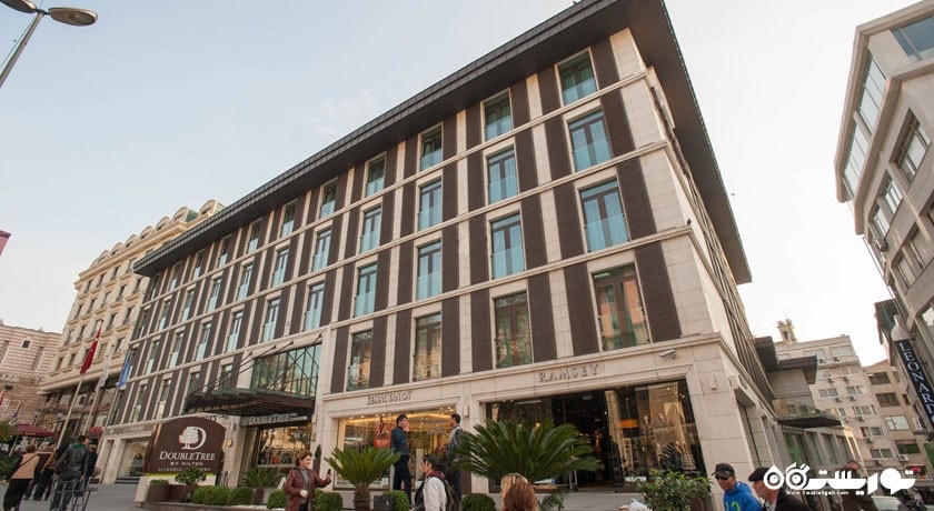 نمای کلی هتل دبل تری بای هیلتون